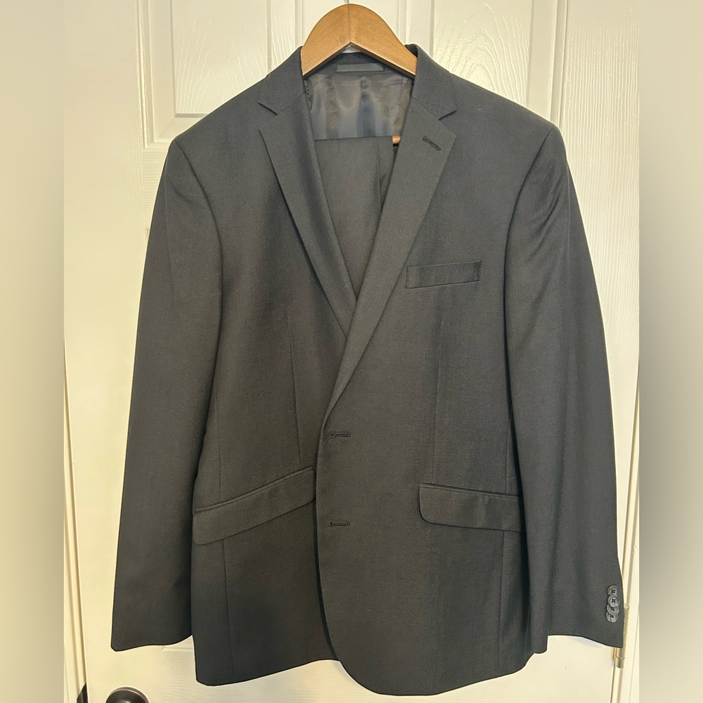Kenneth Cole Reaction Suit Grey